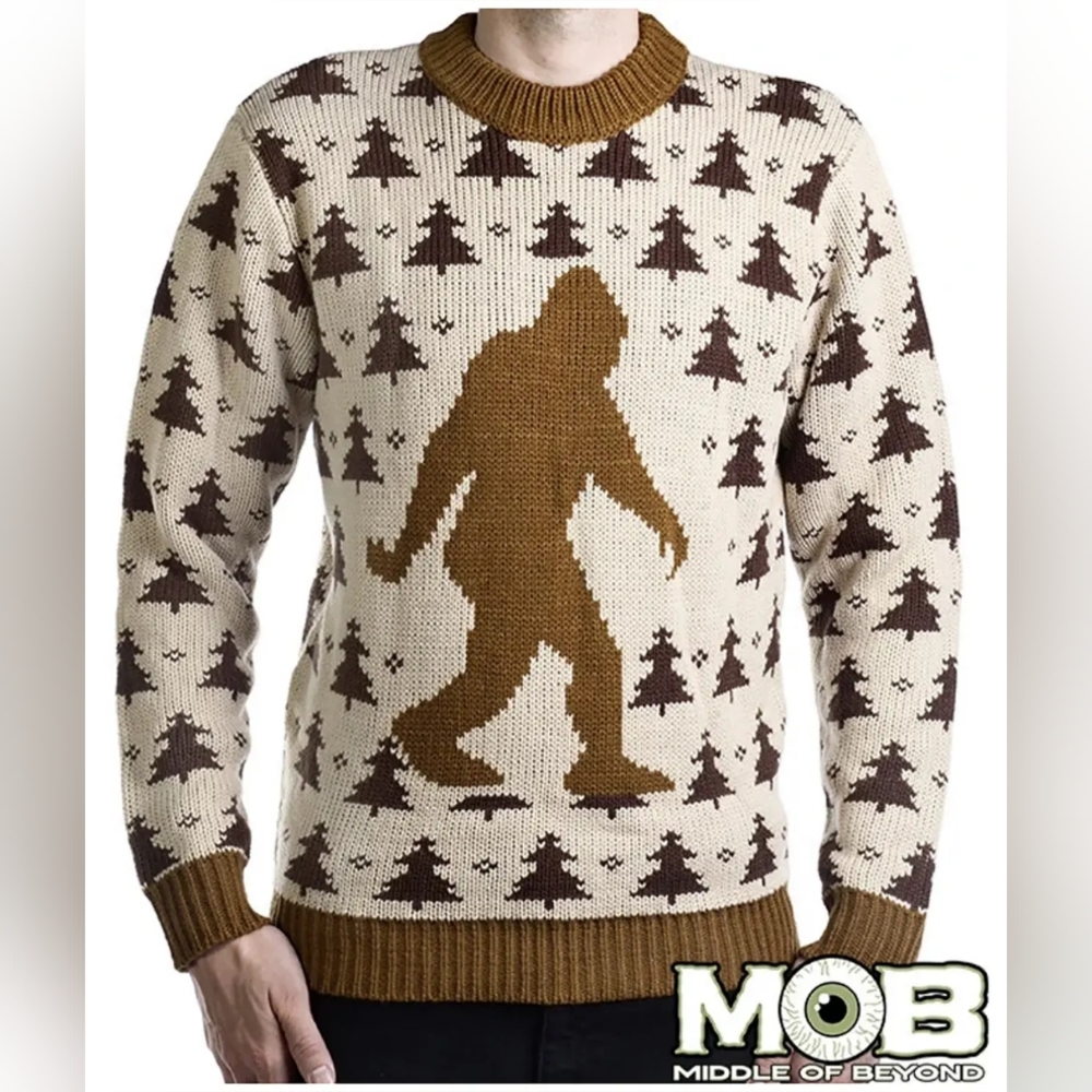 middle of beyond bigfoot sweater sasquatch yeti L